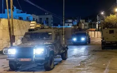 الاحتلال يعتقل مواطنا من عوريف جنوب
