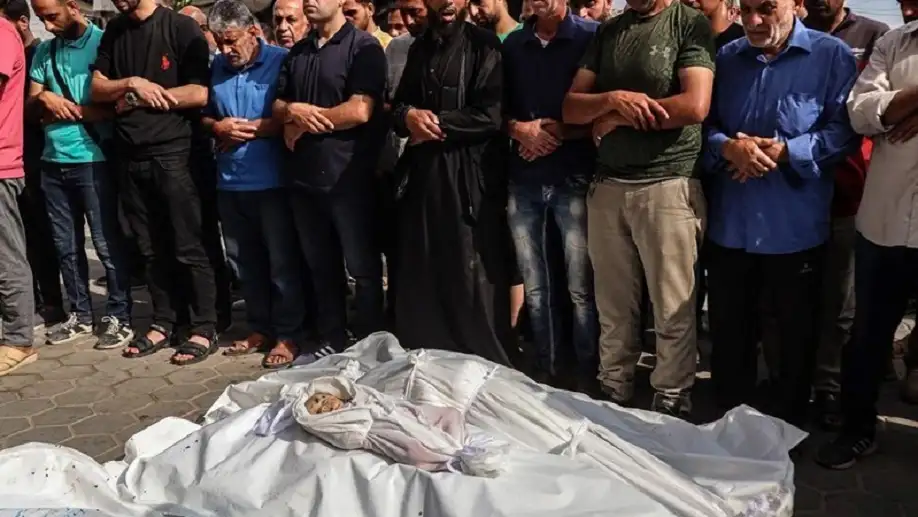 أكثر من ألف عائلة بغزة مسحها