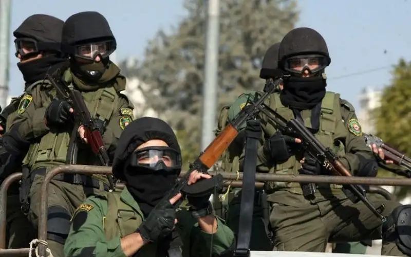 السلطة الفلسطينية تشن حملة اعتقالات بالضفة