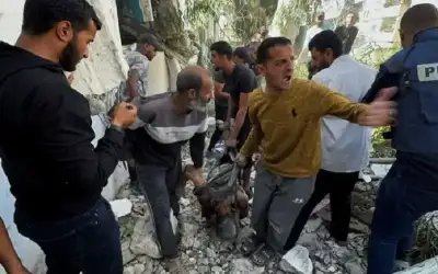 جيش الاحتلال يقر باستهداف مدرسة تؤوي