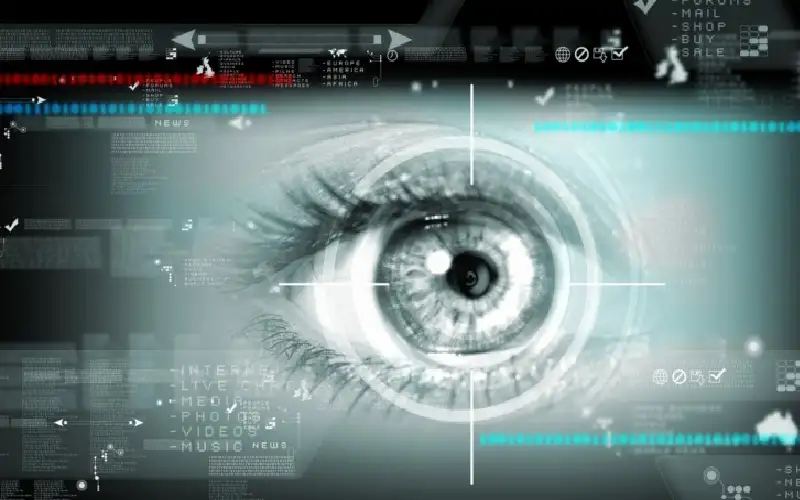 الذكاء الاصطناعي يكشف الصور المزيفة بقزحية