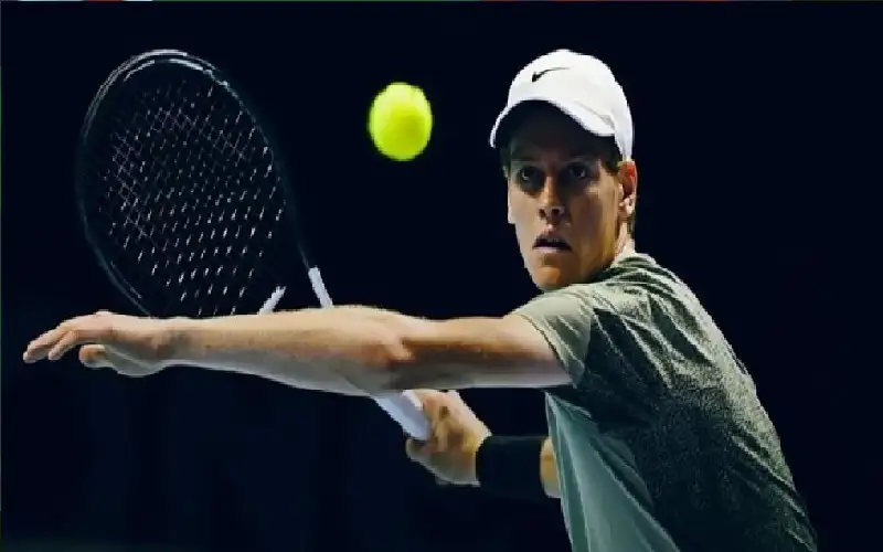 سينر يواصل التربع على قمة التصنيف