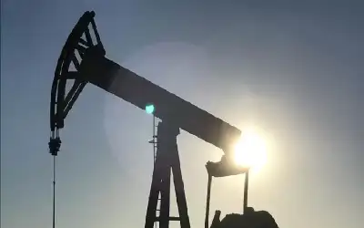 النفط يهبط بعد تصريحات إيرانية