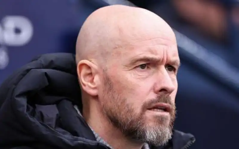 إقالة تن هاغ من تدريب مانشستر