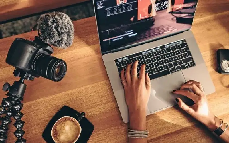 لأسباب أخلاقية.. محاكمة 5 صناع محتوى