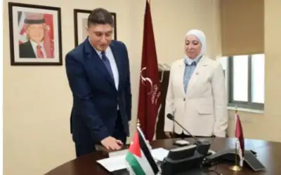 أبو ديه يؤدي اليمين القانونية أمينا