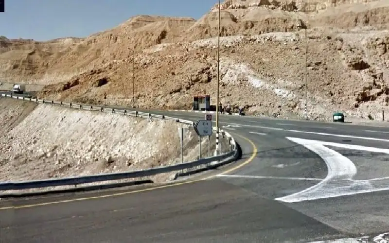 وسائل إعلام إسرائيلية: إغلاق طريق إيلات