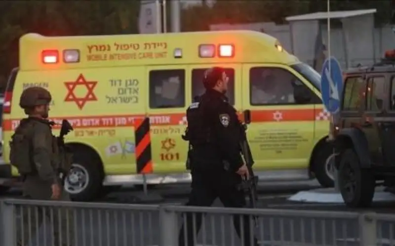 إصابة قائد بجيش الاحتلال إثر انقلاب