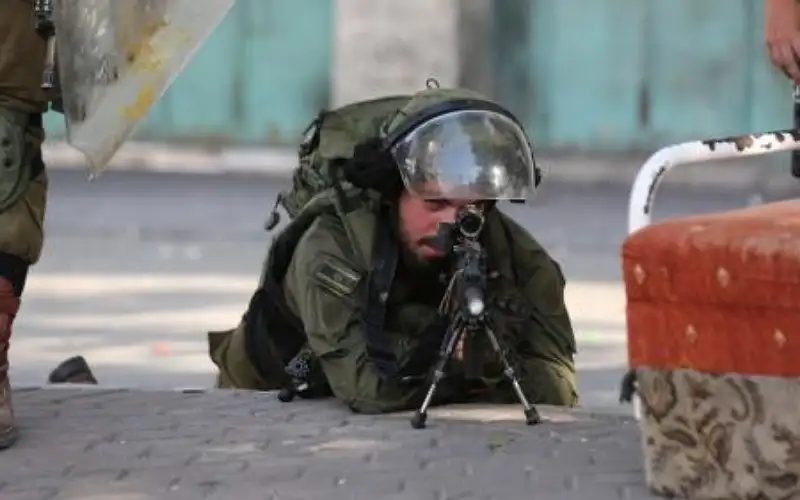 استشهاد فتى فلسطيني برصاص الاحتلال في