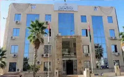 بوابة إلكترونية لأصحاب العمل تتيح خدمات