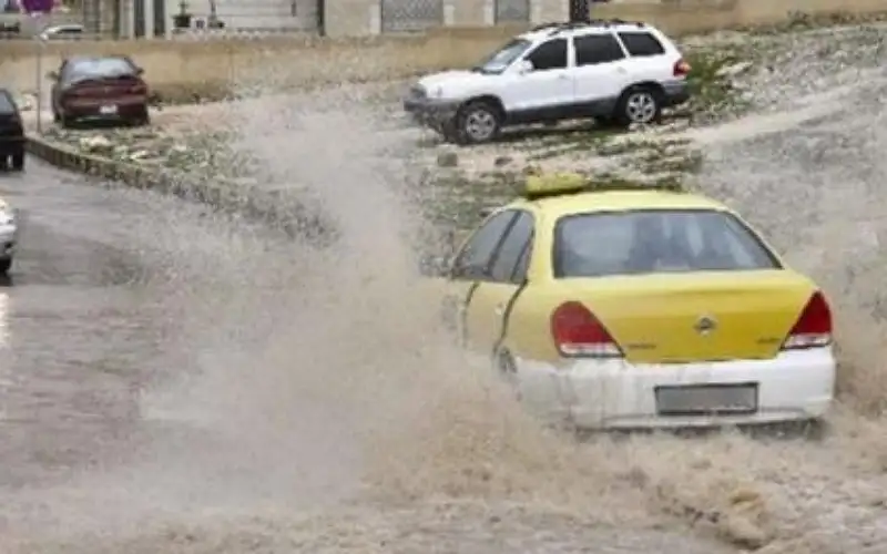 3.7 مليار لتر ماء هطلت على