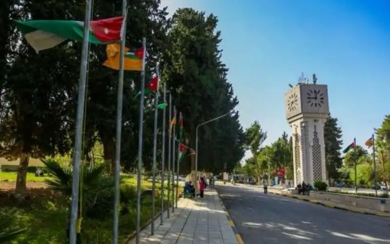 الأردنية ترجئ دوام إدارييها إلى الثامنة