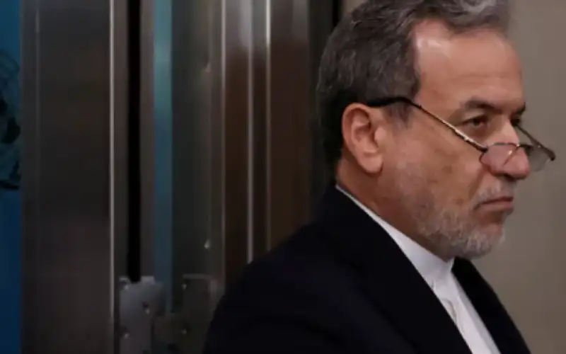 إيران: سنرد على إسرائيل .. بطريقة