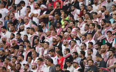 رئيس الوزراء العراقي يوعز بدخول الجماهير