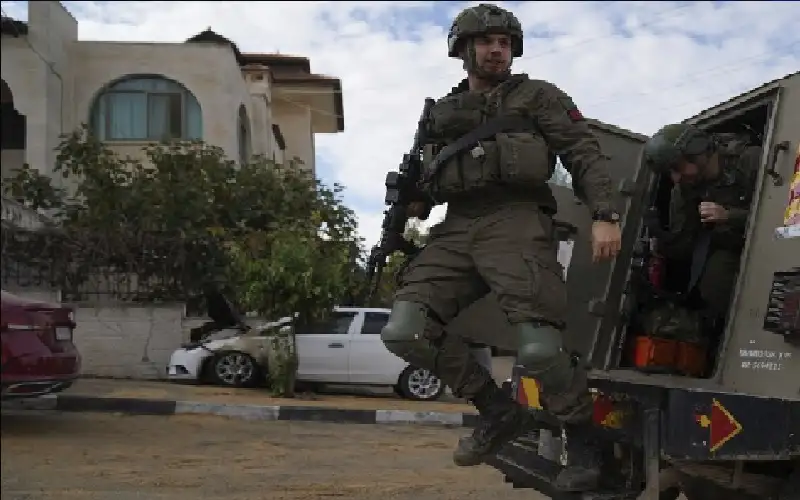 إصابة شاب فلسطيني خلال موجة اقتحامات