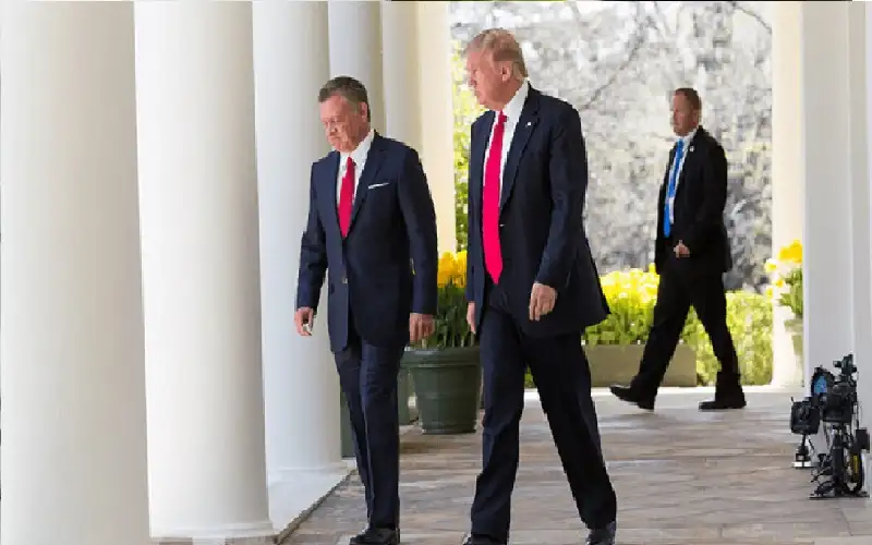 الملك لترامب: أتطلع إلى العمل معك