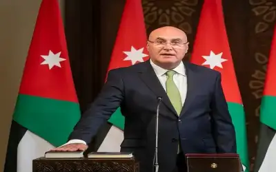 الحكومة: من لديه مخالفات جمركية يستطيع