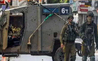 اعتقال اثنان.. إصابتان برصاص الاحتلال في