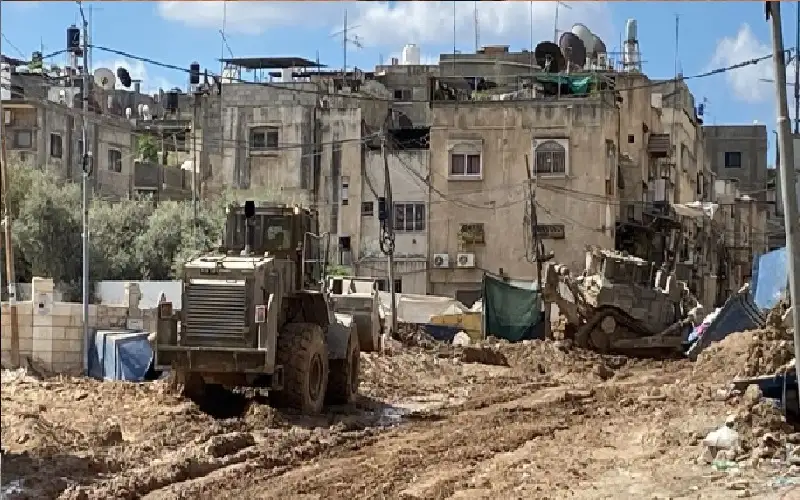 إصابة امرأة بشظايا.. شهيد برصاص الاحتلال