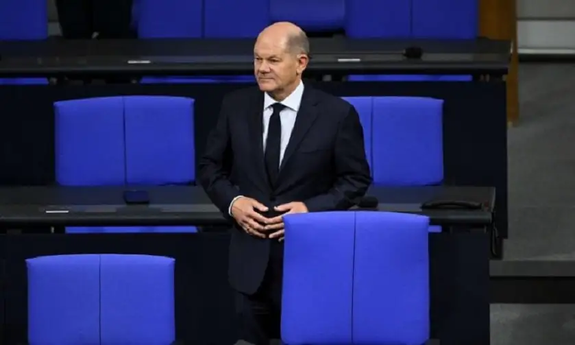 إيلون ماسك متحدثا عن المستشار الألماني: