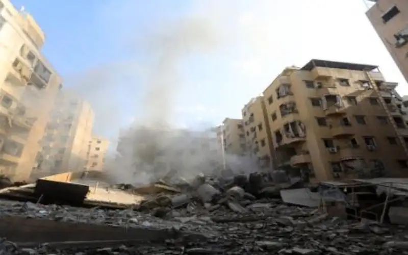 جيش الاحتلال الإسرائيلي يفجر منازل في