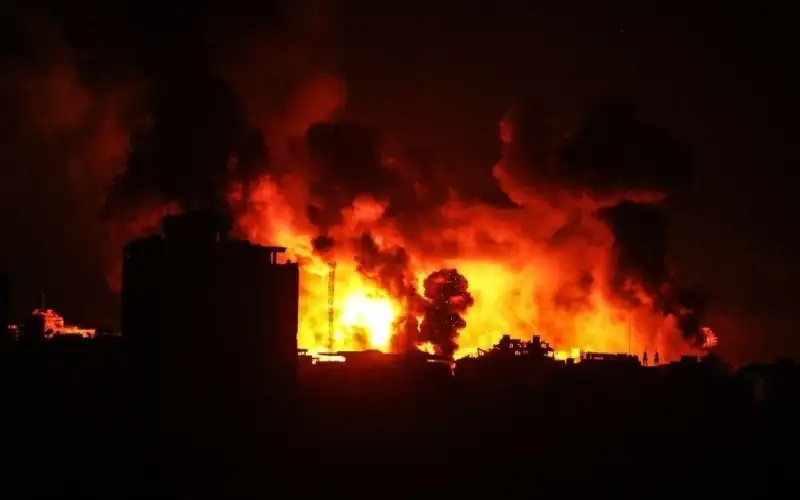 شهداء في قصف خيام نازحين وعدة