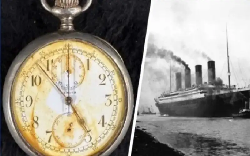 ساعة جيب تجمدت بالزمن أثناء غرق