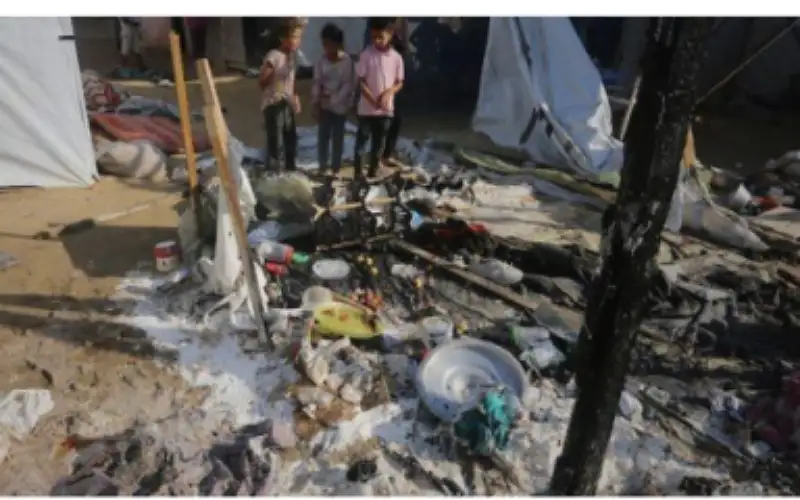 شهيدان جراء قصف الاحتلال خيام النازحين