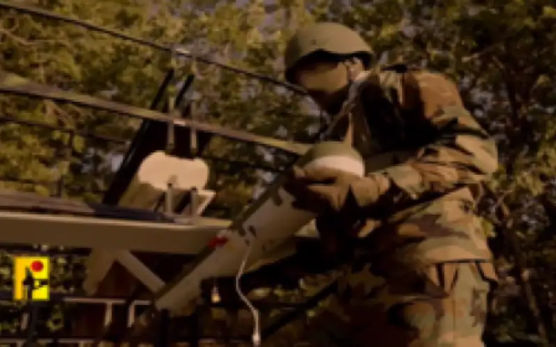 مقاتلو حزب الله يوجهون رسالة إلى