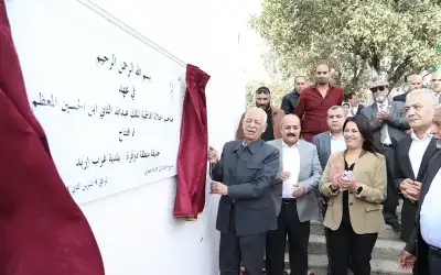 رئيس الديوان الملكي يفتتح ويتفقد مشاريع