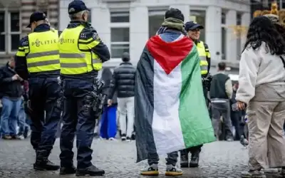 الوقائع التي سبقت اشتباكات أمستردام