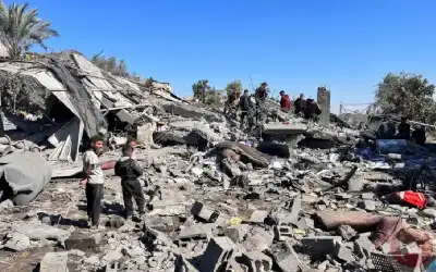 402 يوما للحرب: شهداء بالعشرات.. قصف