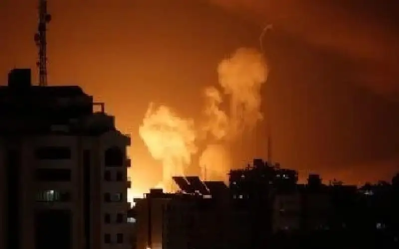 24 مصابا ومفقودون بقصف إسرائيلي على