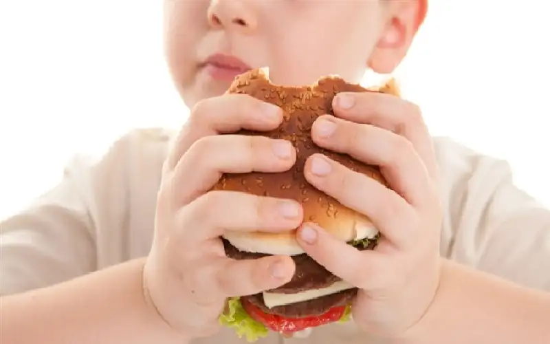 كيف يؤثر وزن الطفل على نمو