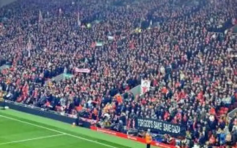 فرنسا تحظر رفع العلم الفلسطيني في