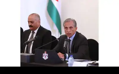 رئيس الوزراء من إربد: أولوية الحكومة