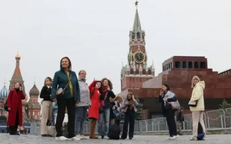 قانون روسي يحظر الترويج لأسلوب حياة