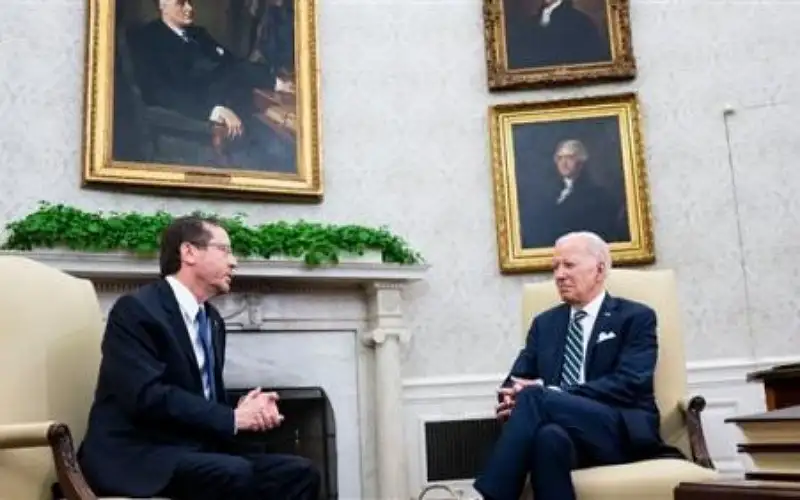 الرئيس الإسرائيلي لبايدن: بالتأكيد أنت صهيوني