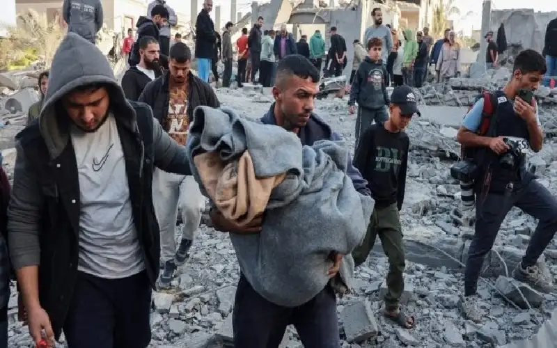 404 يوم من الحرب: شهداء بالعشرات