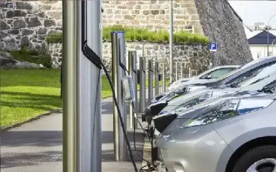 611 محطة شحن لمركبات حاصلة على