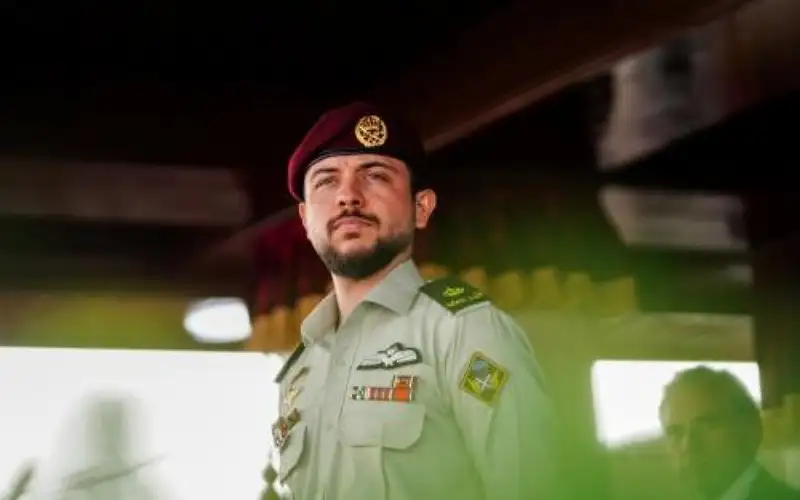 ولي العهد يرعى تخريج ضباط الكلية