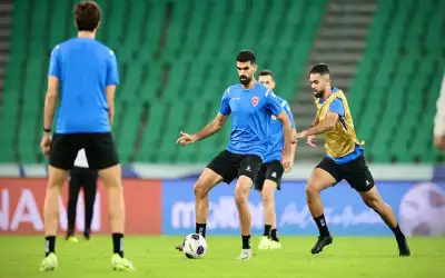 عيون الأردنيين على أقدام النشامى في