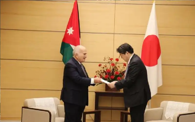 الأمير الحسن ينقل رسالة من الملك