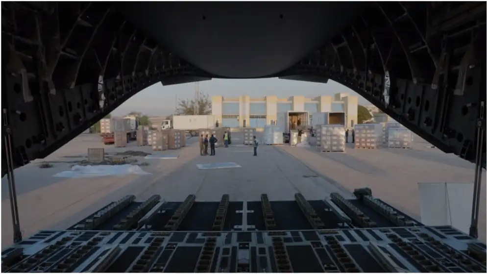 الهيئة الخيرية الأردنية تستقبل طائرة مساعدات