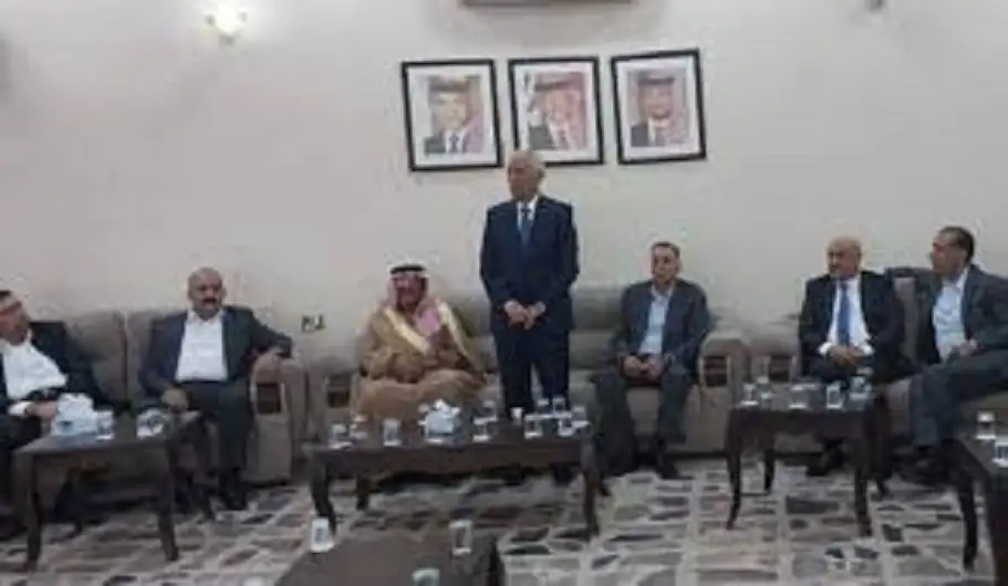 مندوبا عن الملك وولي العهد ..