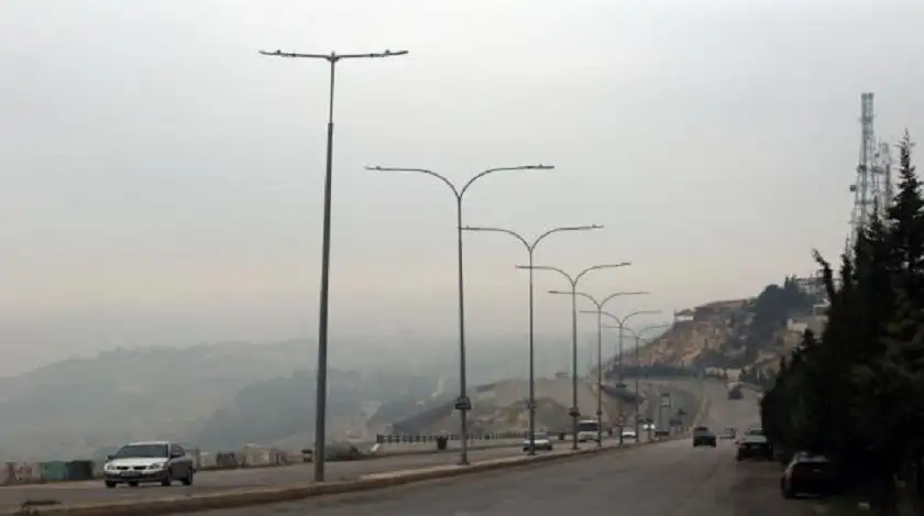 انخفاض على الحرارة وتحذير من الضباب