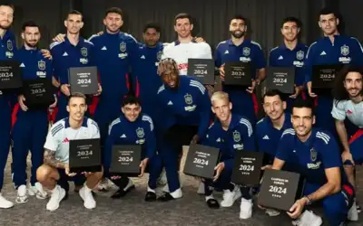لابورت يفاجئ زملاءه في منتخب إسبانيا
