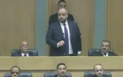 النواب يؤدون القسم الدستوري