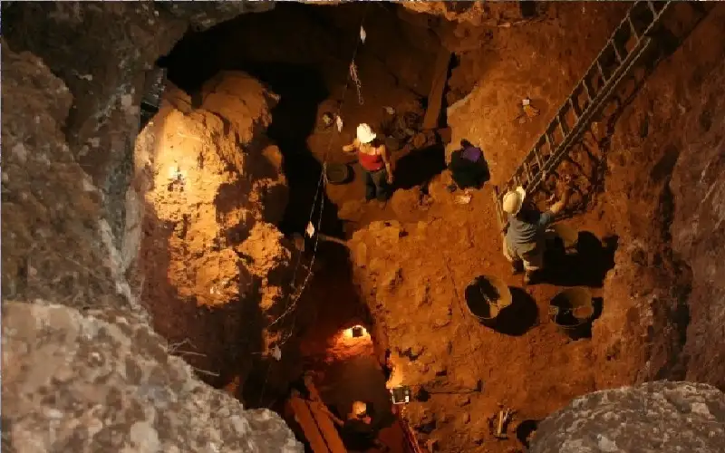 جثة في حفرة الأقصر.. فيديو استغاثة