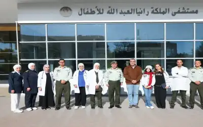 شفاء أول حالة مرضية لطفلة بالخلايا